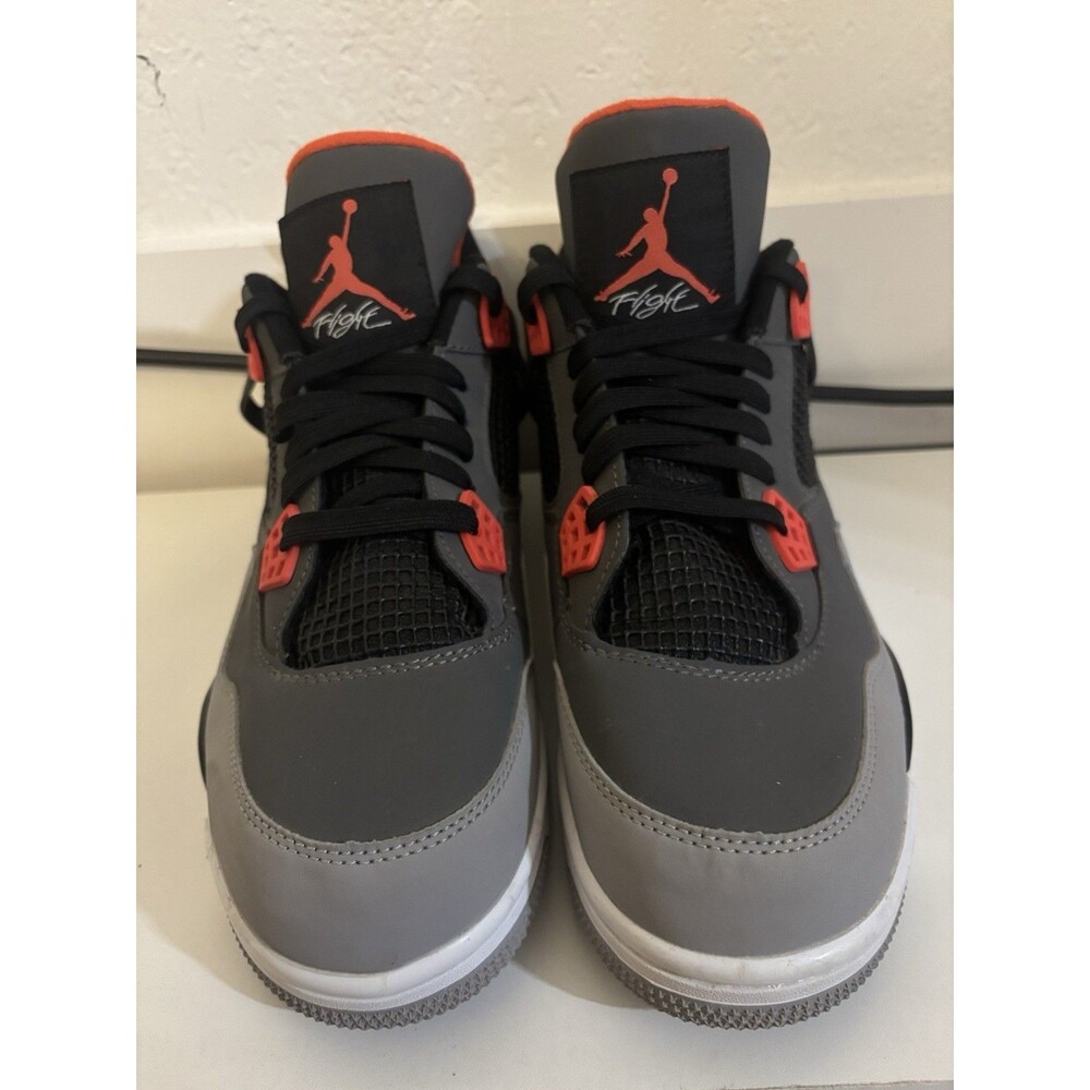Air Jordan 4 Retro Infrared Men’s Size 11 Excellent Condition